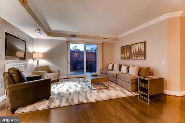 $7,000 | 801 Key Highway, Unit 423, Baltimore, MD 21230