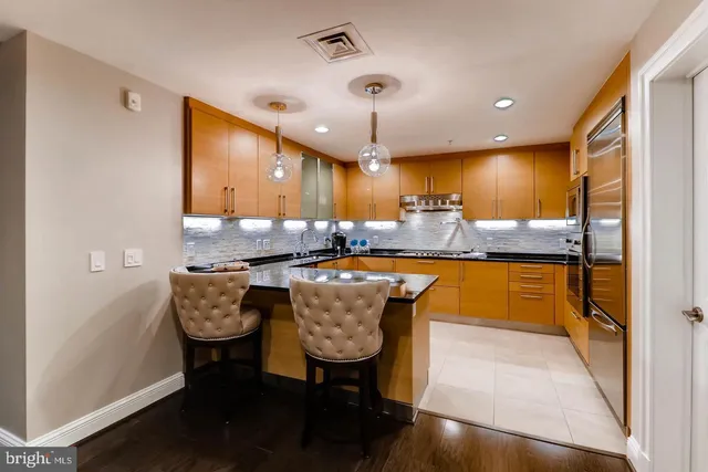 $7,000 | 801 Key Highway, Unit 423, Baltimore, MD 21230