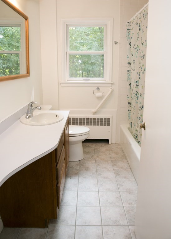 11 Maplewood Road Shrewsbury, MA 01545 - Photo 23 of 34 Gallery Image 23