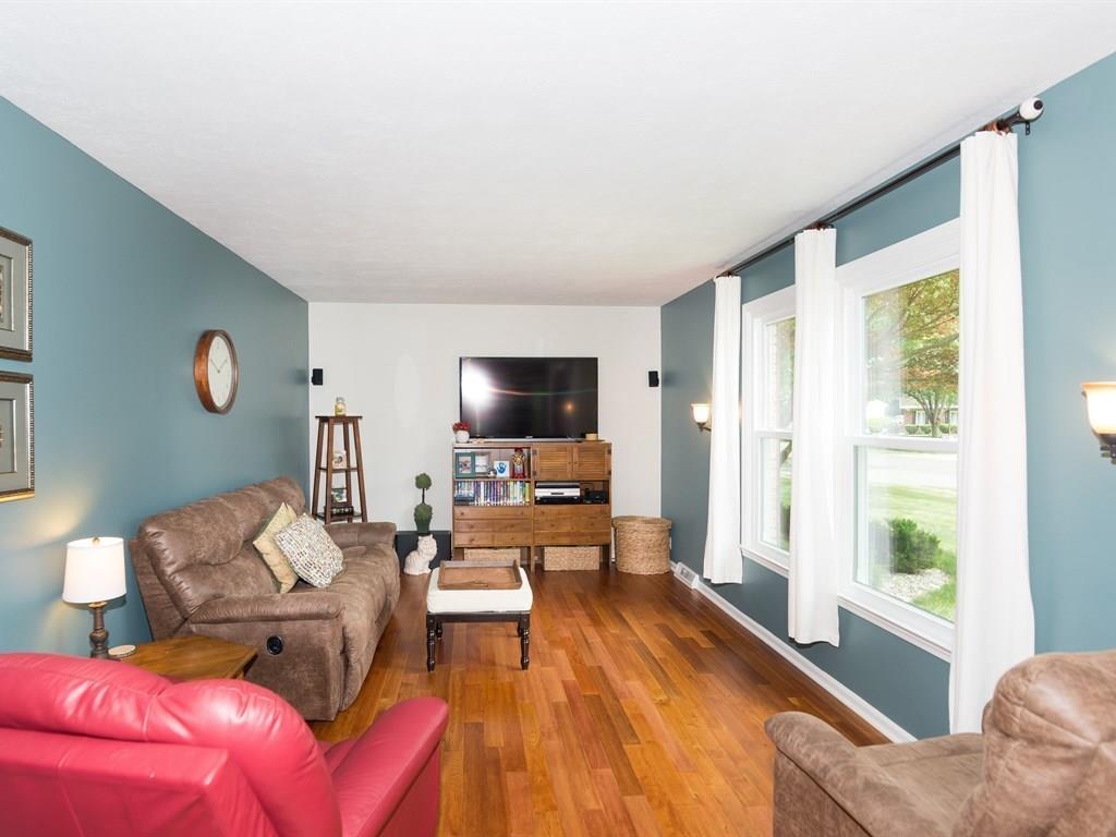 8634 Lancaster Road Indianapolis, IN 46260 - Photo 6 of 26 Gallery Image 6