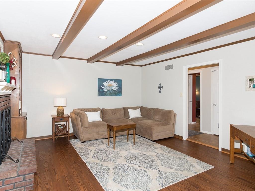 8634 Lancaster Road Indianapolis, IN 46260 - Photo 8 of 26 Gallery Image 8