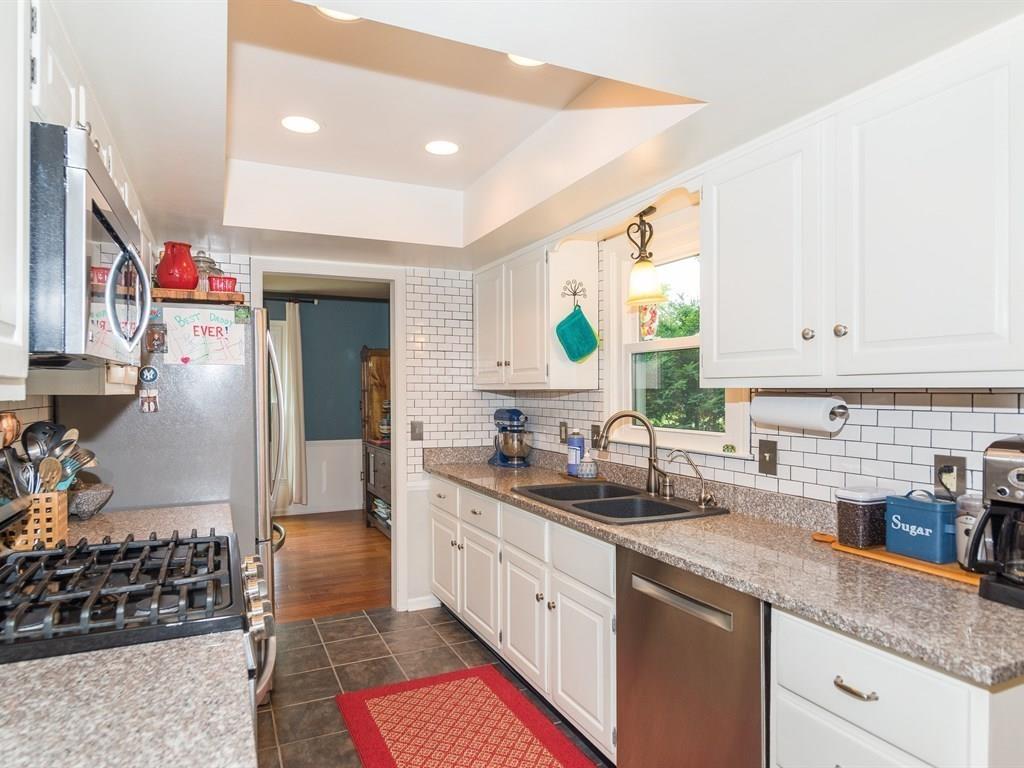 8634 Lancaster Road Indianapolis, IN 46260 - Photo 10 of 26 Gallery Image 10
