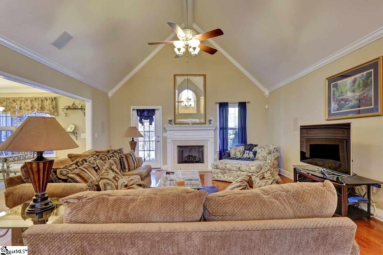 162 Byars Street Greer, SC 29651 - Photo 6 of 27 Gallery Image 6