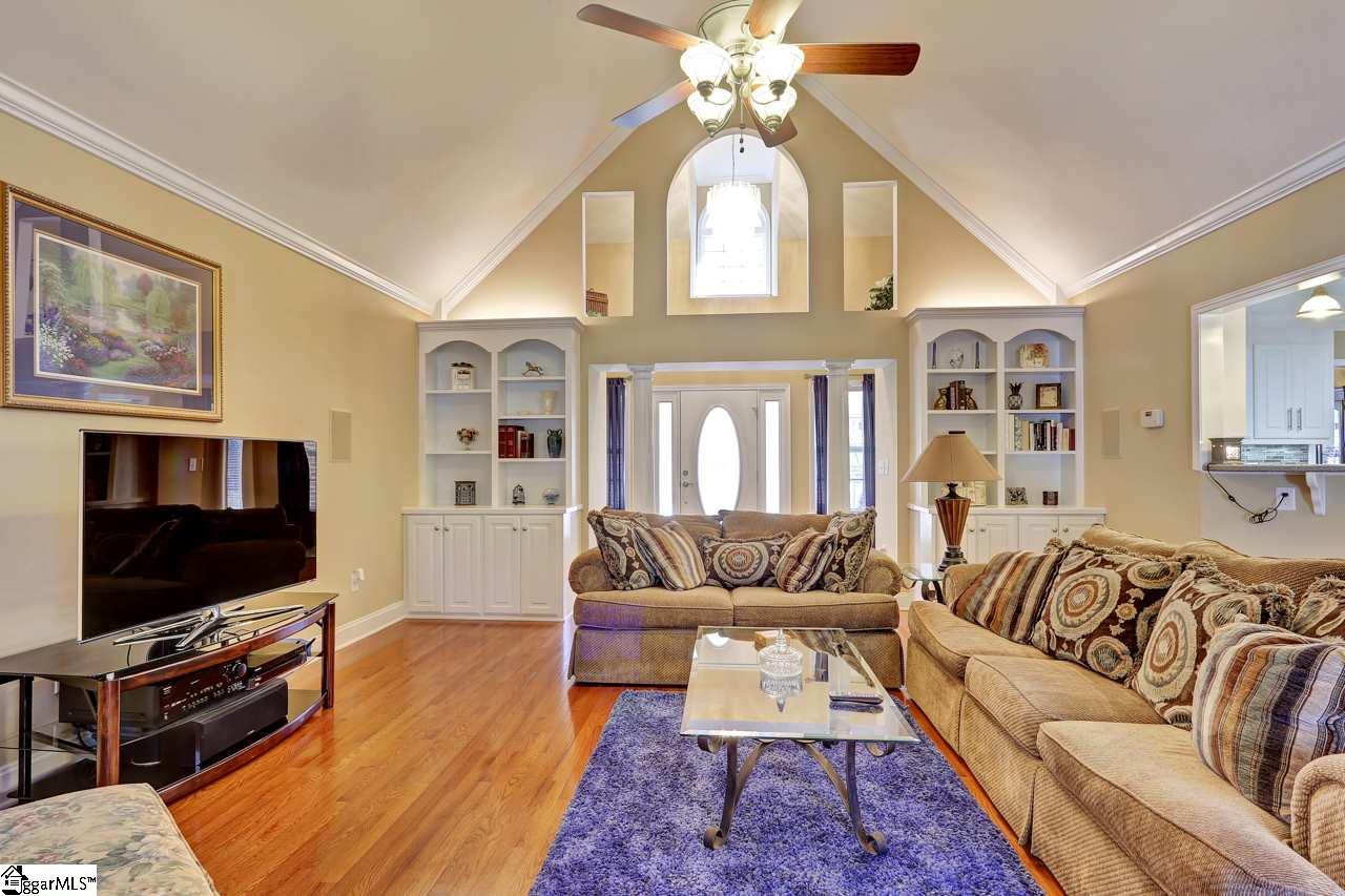 162 Byars Street Greer, SC 29651 - Photo 7 of 27 Gallery Image 7