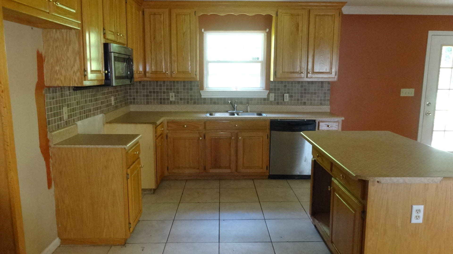 255 South Massengale Road Ringgold, GA 30736 - Photo 4 of 11 DSC06327