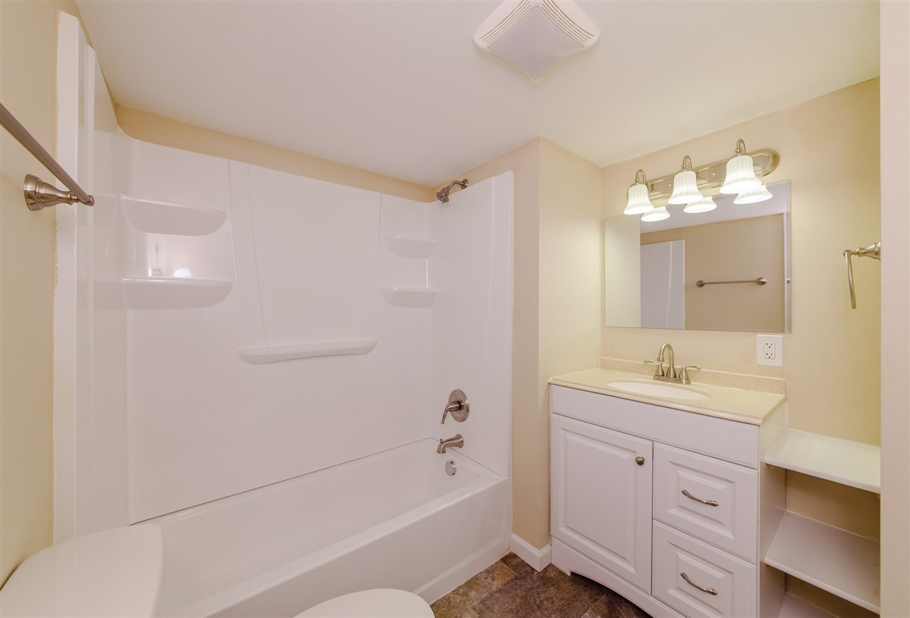 2122 North Elton Road Spokane Valley, WA 99212 - Photo 14 of 20 Gallery Image 14