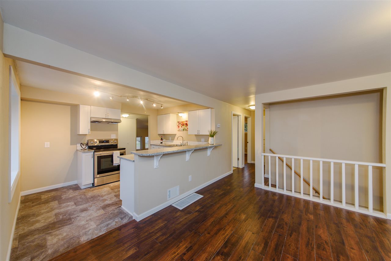 2122 North Elton Road Spokane Valley, WA 99212 - Photo 3 of 20 Gallery Image 3