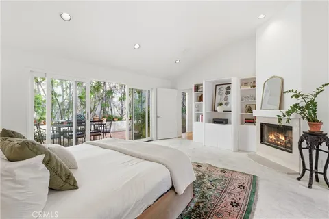 $2,195,000 | 10055 Reevesbury Drive, Beverly Hills, CA 90210