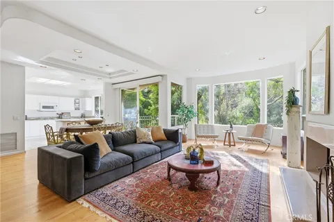 $2,195,000 | 10055 Reevesbury Drive, Beverly Hills, CA 90210