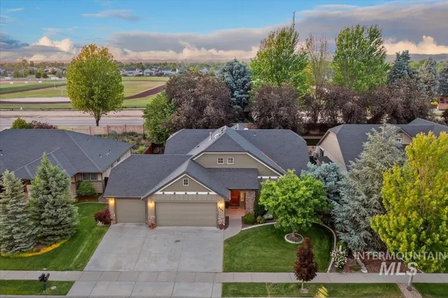 $648,500 | 506 East Havasu Falls Street, Meridian, ID 83646