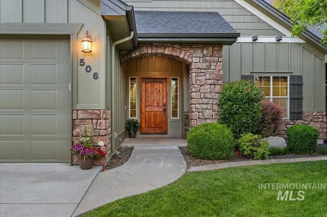 $648,500 | 506 East Havasu Falls Street, Meridian, ID 83646