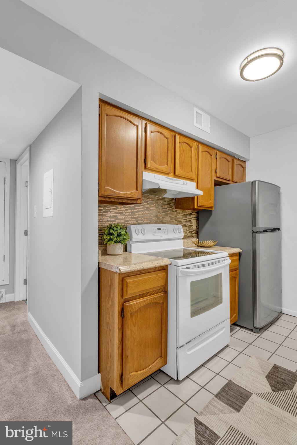 5818 Royal Ridge Drive, Unit N Springfield, VA 22152 - Photo 15 of 34
