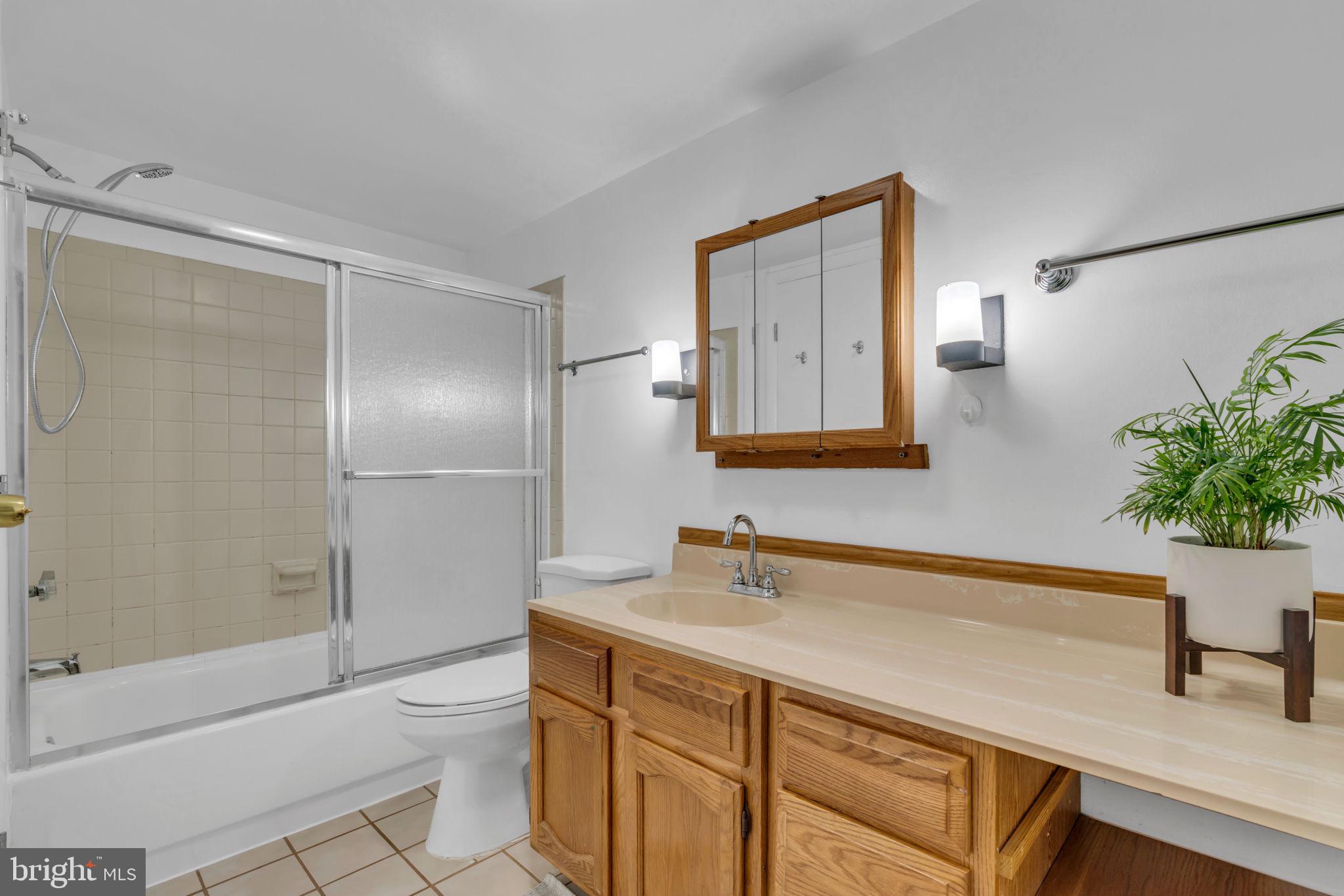 5818 Royal Ridge Drive, Unit N Springfield, VA 22152 - Photo 18 of 34