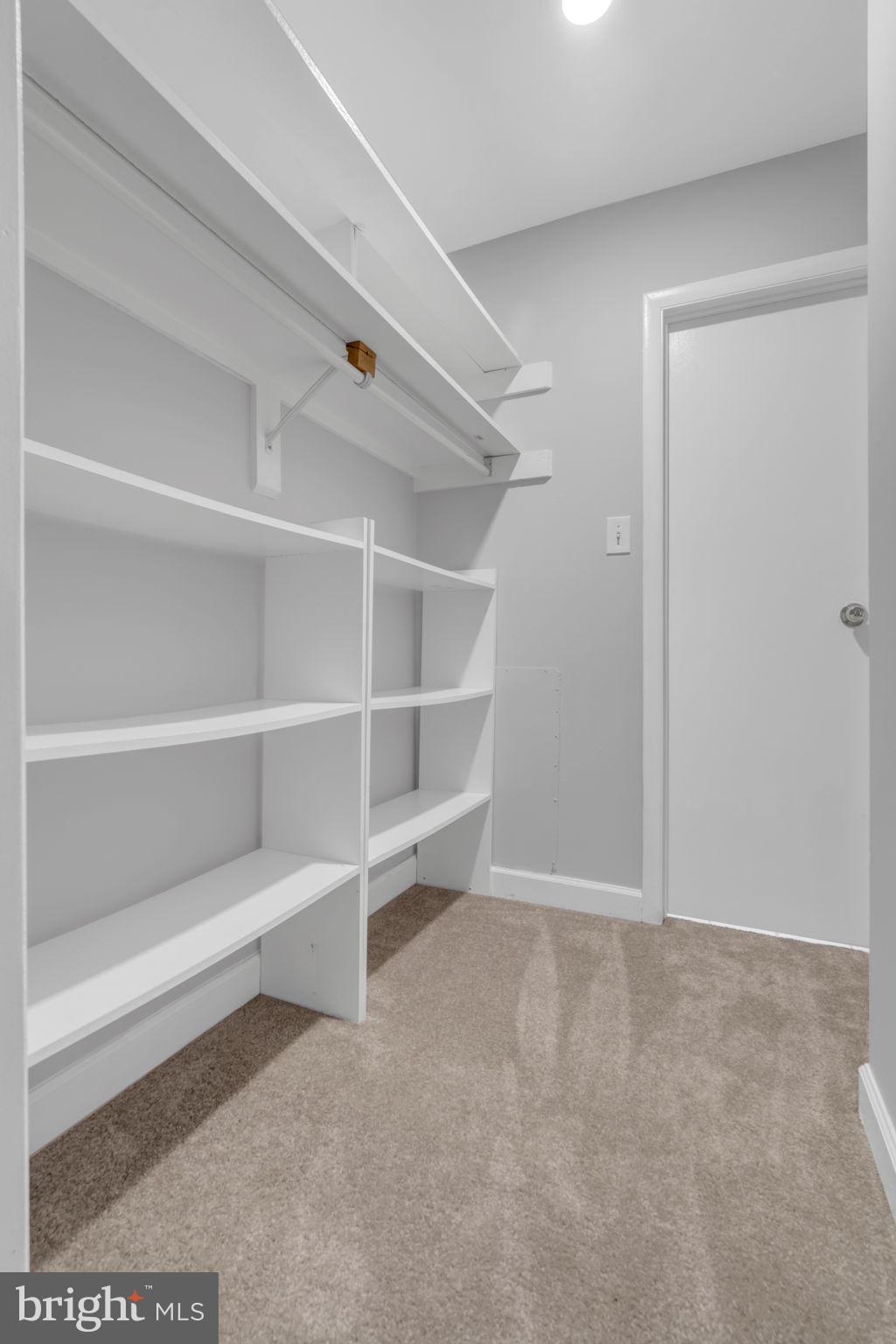 5818 Royal Ridge Drive, Unit N Springfield, VA 22152 - Photo 23 of 34