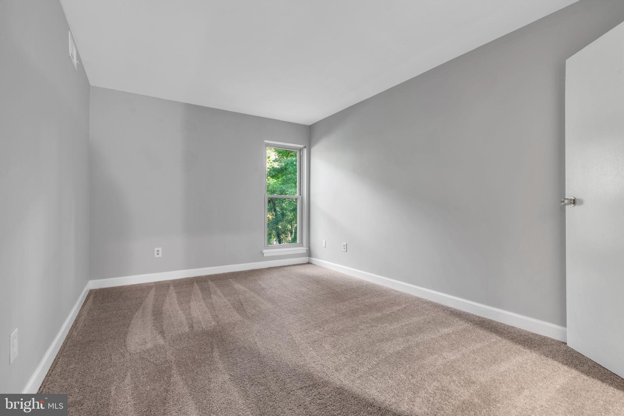 5818 Royal Ridge Drive, Unit N Springfield, VA 22152 - Photo 26 of 34