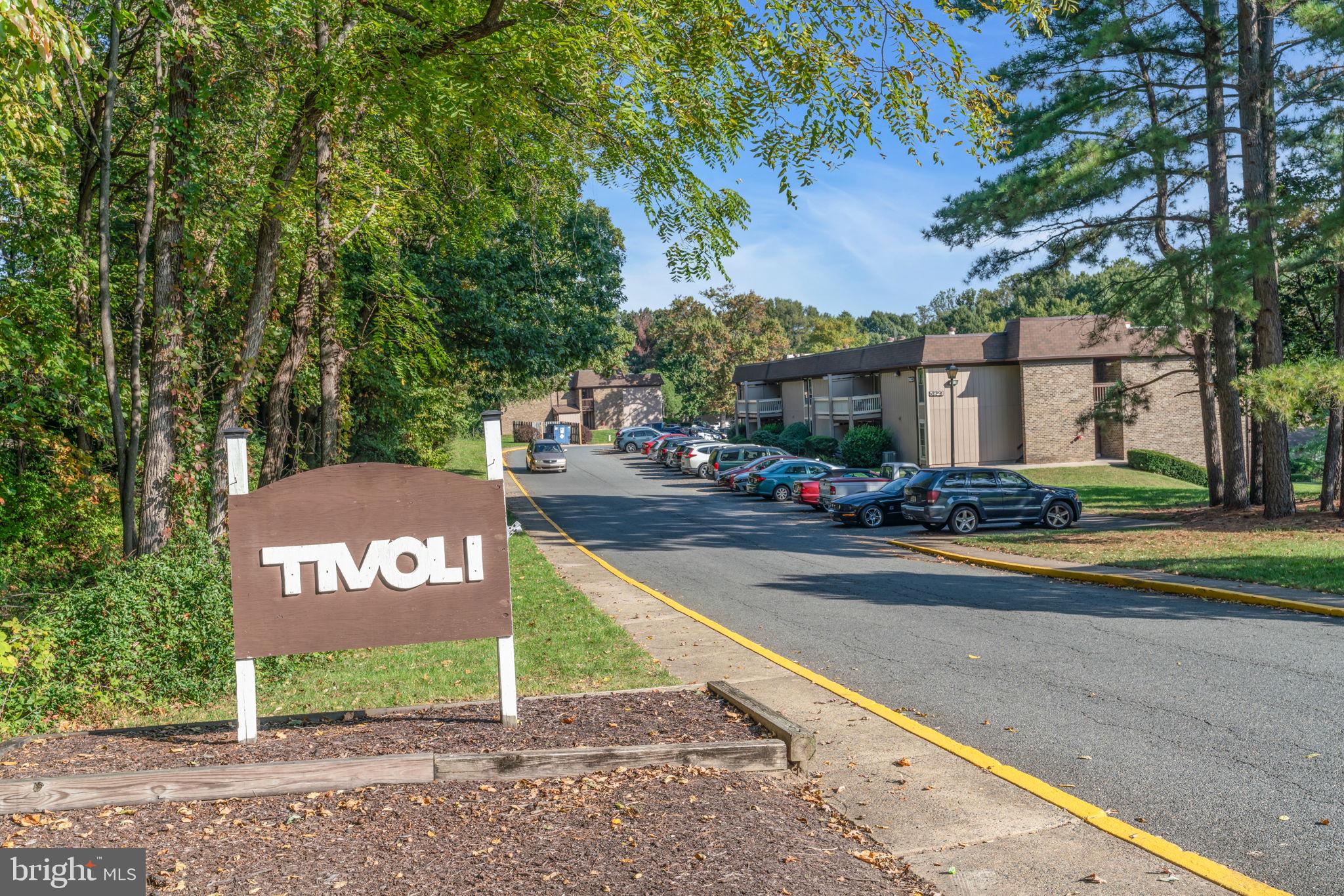 5818 Royal Ridge Drive, Unit N Springfield, VA 22152 - Photo 3 of 34
