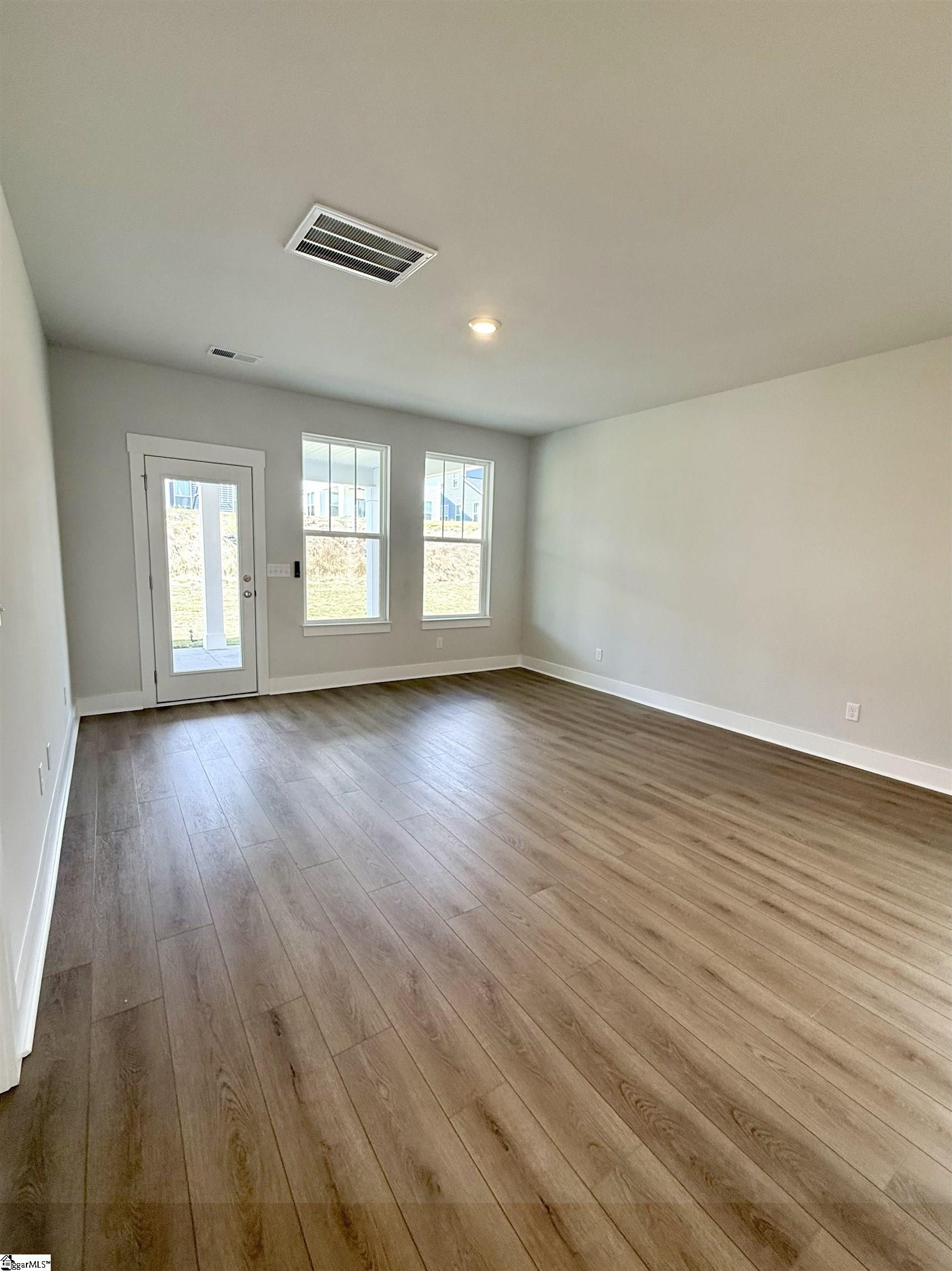 1317 Algeddis Drive Greer, SC 29651 - Photo 9 of 34