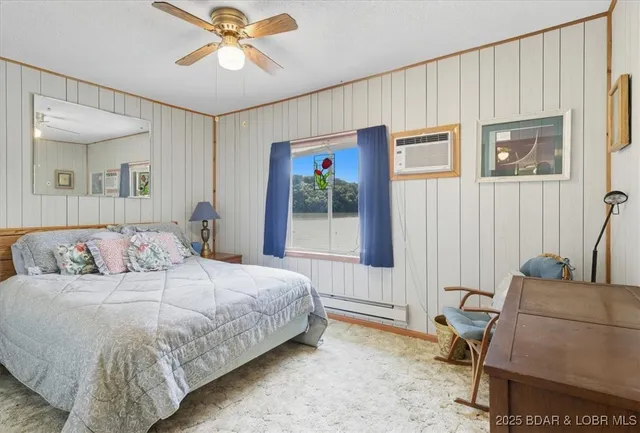 $549,900 | 744 Windwood Shores Drive, Edwards, MO 65326