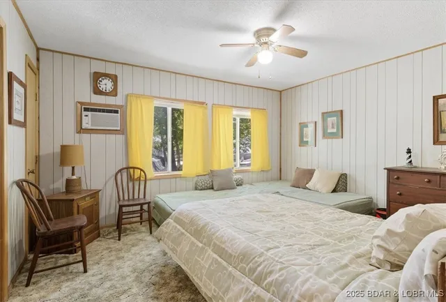 $549,900 | 744 Windwood Shores Drive, Edwards, MO 65326