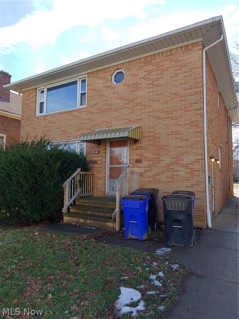 4269 Valley Road, Unit 2/UP Cleveland, OH 44109 - Photo 1 of 30
