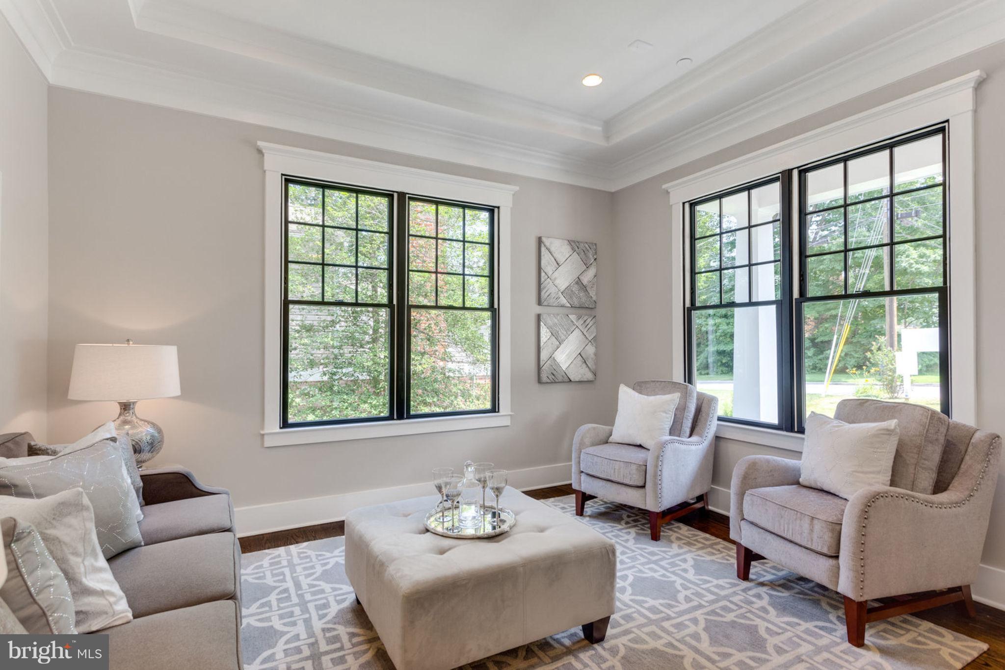7308 Pyle Road Bethesda, MD 20817 - Photo 19 of 30 Living Room