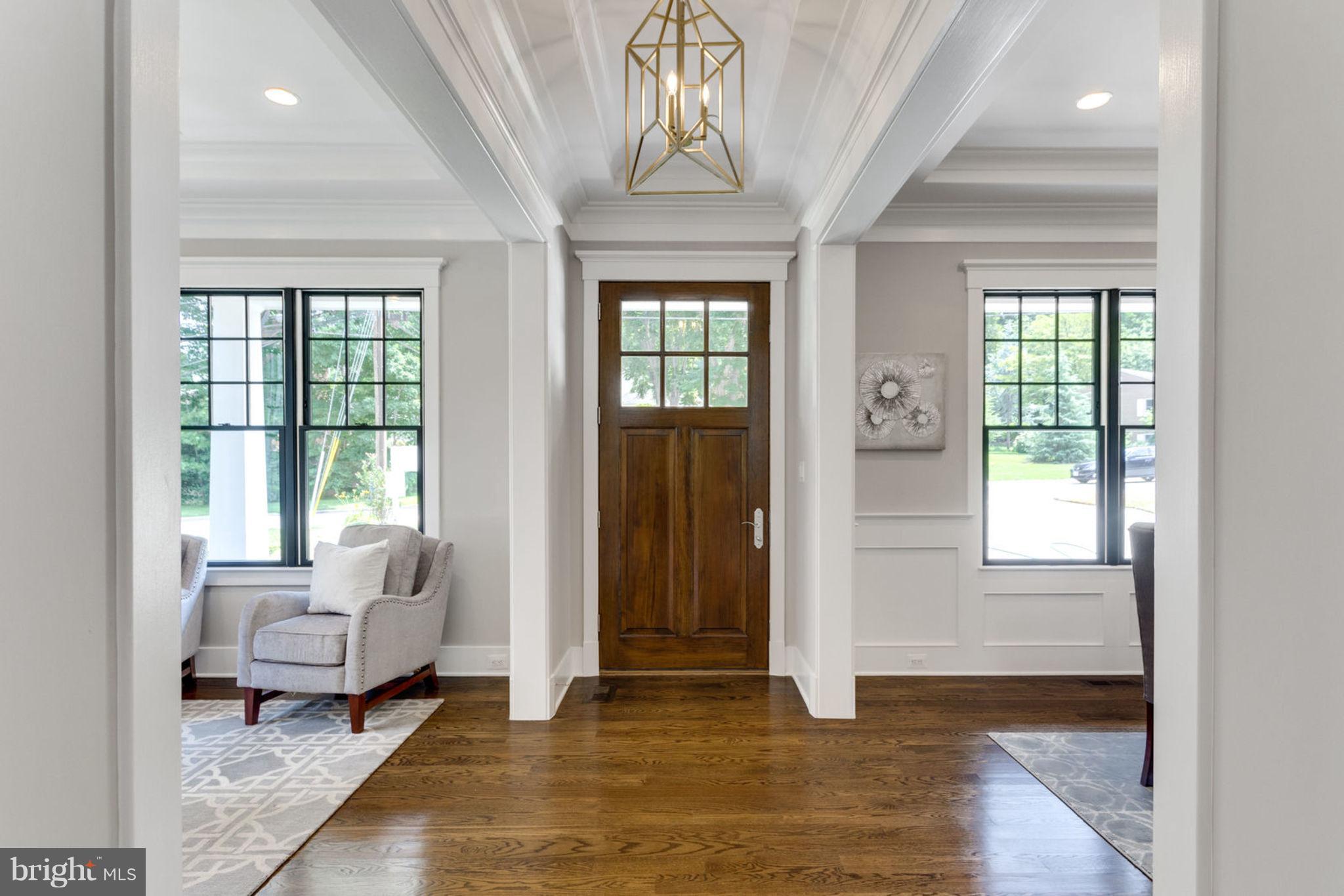 7308 Pyle Road Bethesda, MD 20817 - Photo 21 of 30 Foyer