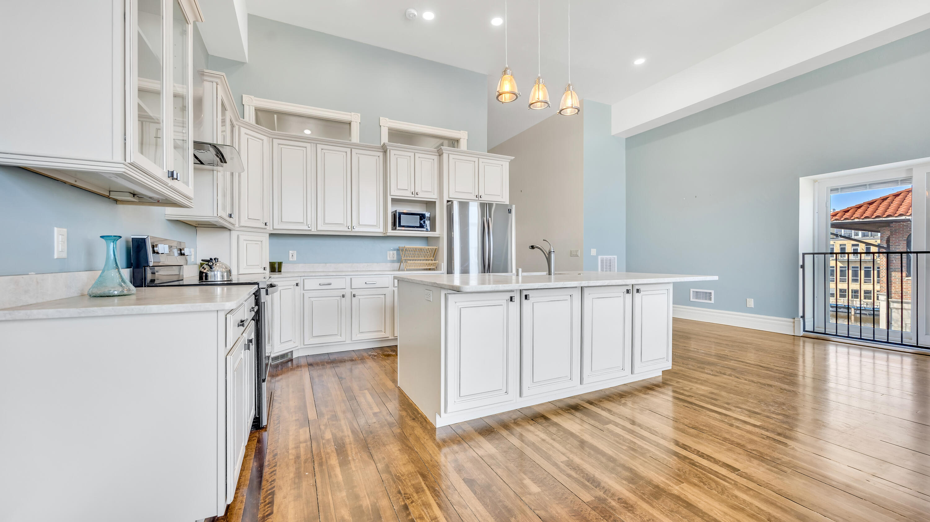 810 South 8th Street Manitowoc, WI 54220 - Photo 17 of 34 Kitchen 1-1