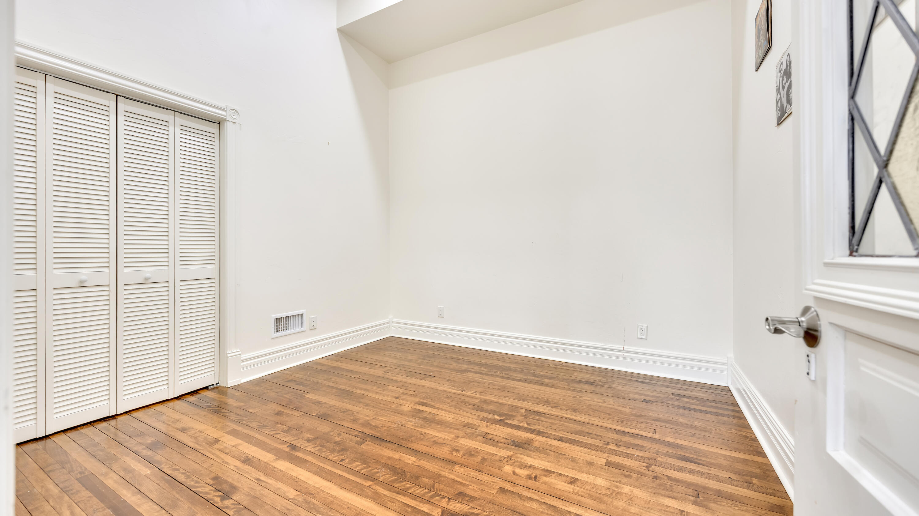 810 South 8th Street Manitowoc, WI 54220 - Photo 30 of 34 Bedroom 2