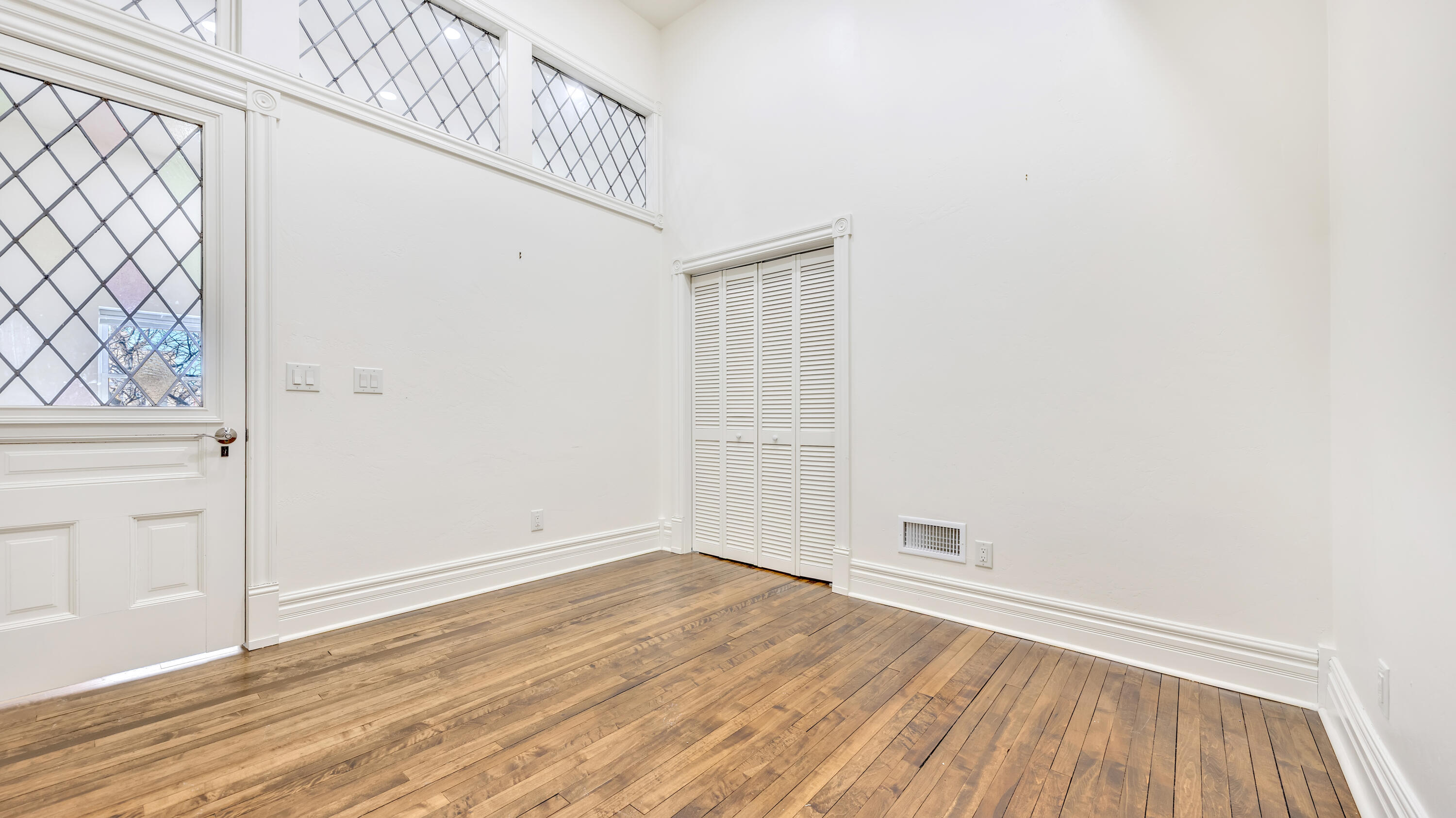 810 South 8th Street Manitowoc, WI 54220 - Photo 31 of 34 Bedroom 2-1