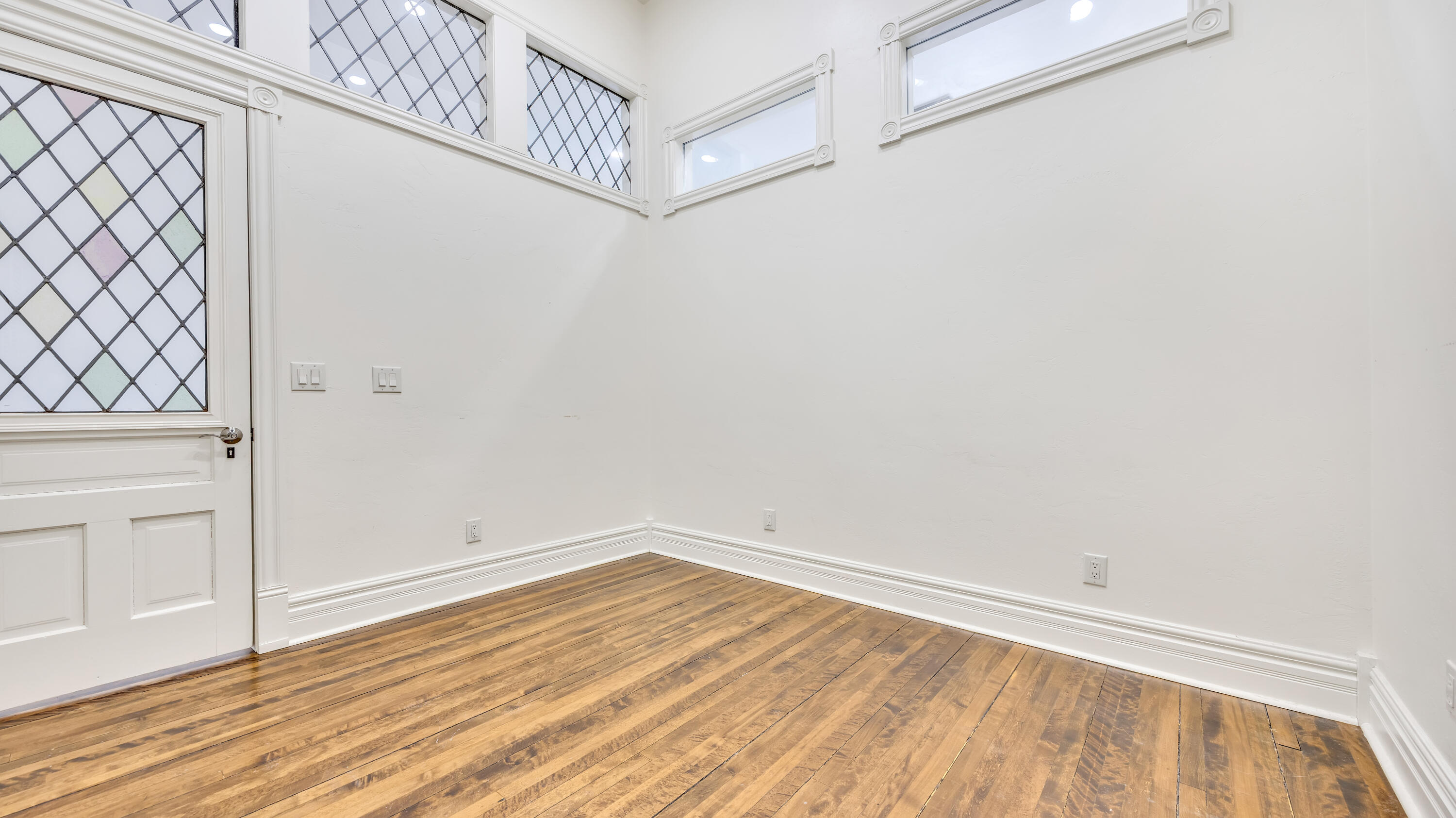 810 South 8th Street Manitowoc, WI 54220 - Photo 33 of 34 Bedroom 3-1