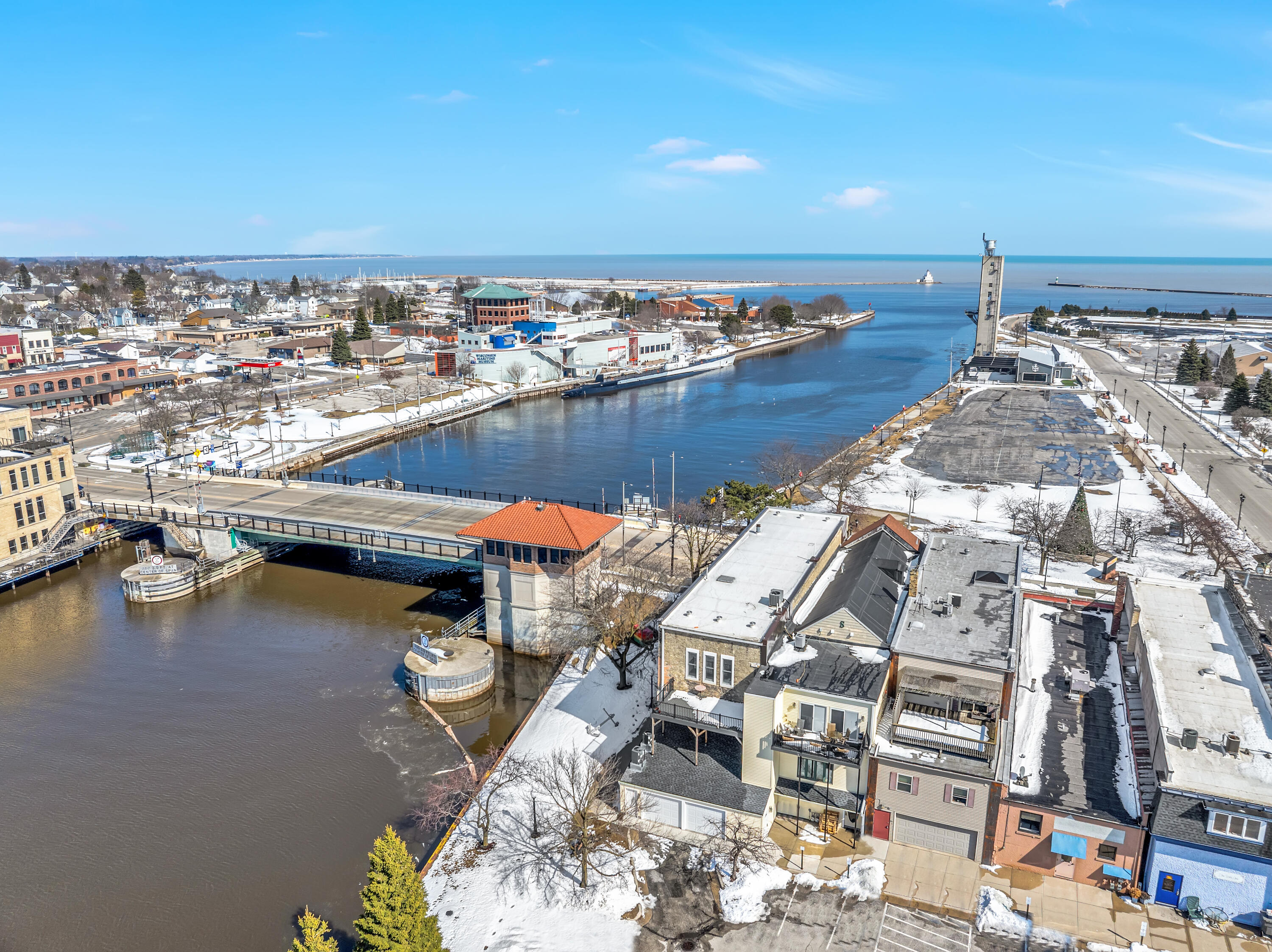 810 South 8th Street Manitowoc, WI 54220 - Photo 5 of 34 Back Aerial 1-1