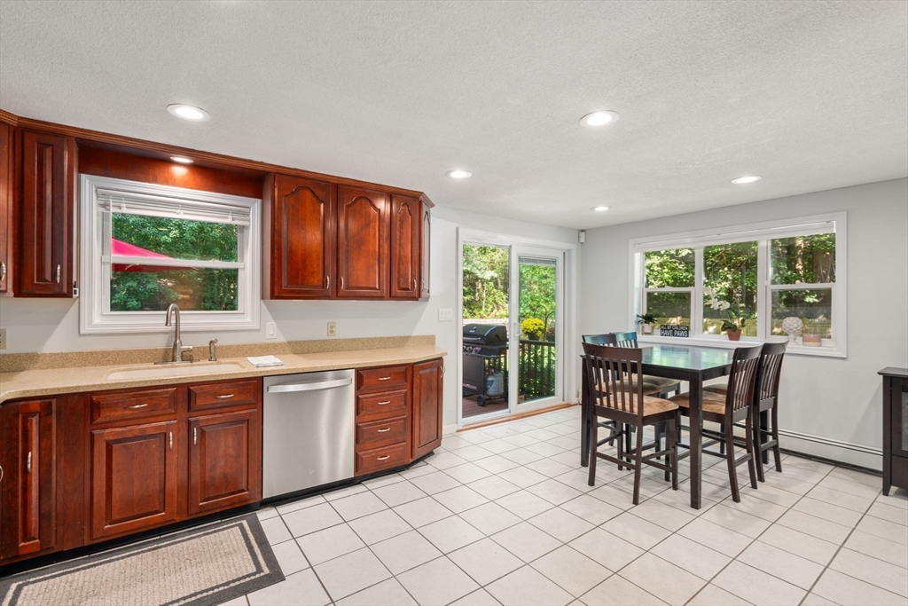 75 Westview Street Lexington, MA 02421 - Photo 9 of 42