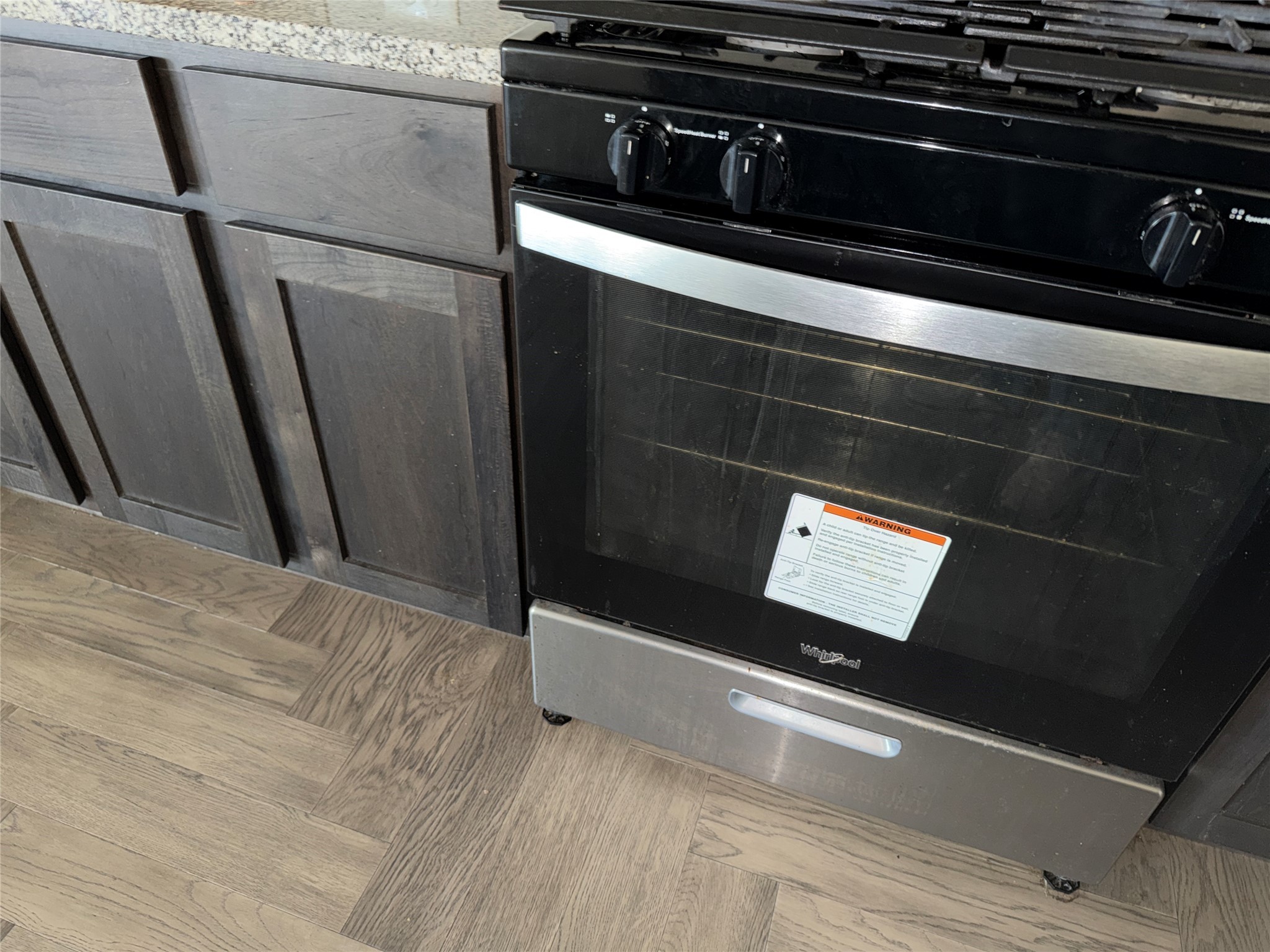 14622 Cypress Creek Landing Houston, TX 77068 - Photo 13 of 33 a close view of stove