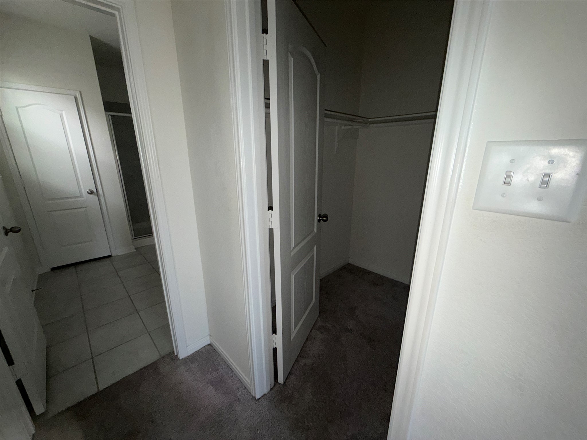 14622 Cypress Creek Landing Houston, TX 77068 - Photo 20 of 33 a view of a hallway