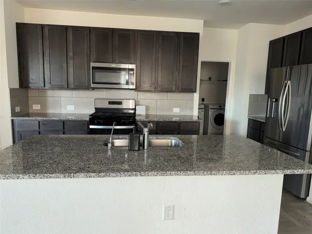 $2,100 | 14622 Cypress Creek Landing, Houston, TX 77068