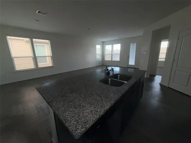 $2,100 | 14622 Cypress Creek Landing, Houston, TX 77068