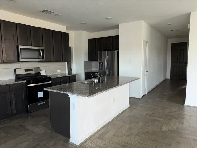 $2,100 | 14622 Cypress Creek Landing, Houston, TX 77068