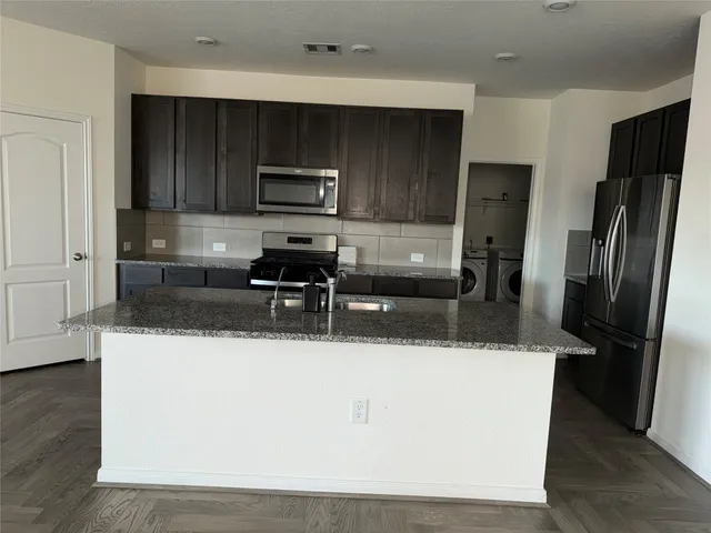 $2,100 | 14622 Cypress Creek Landing, Houston, TX 77068