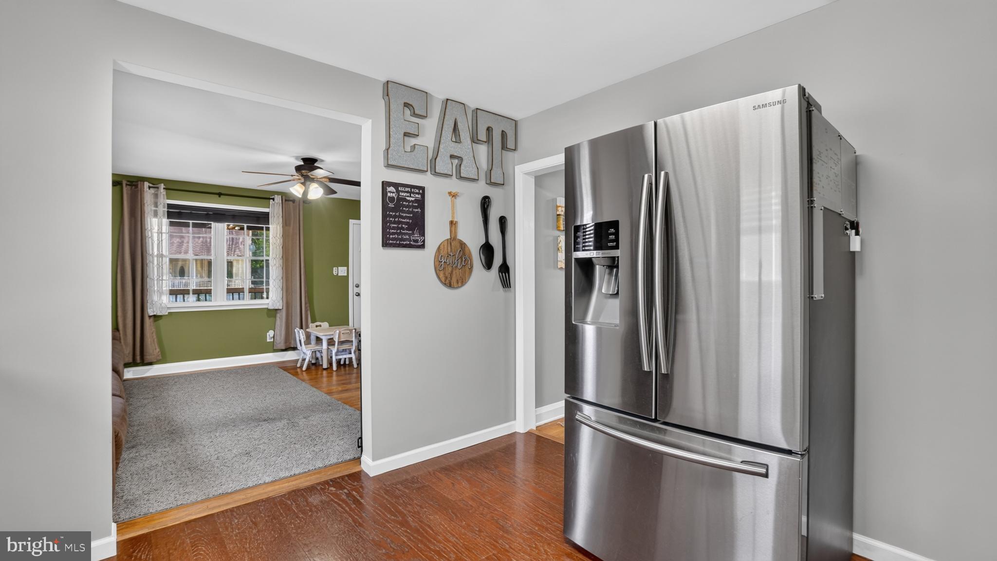 102 Sycamore Road Baltimore, MD 21226 - Photo 5 of 50