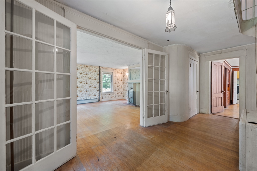 5 North Row Road Sterling, MA 01564 - Photo 7 of 41
