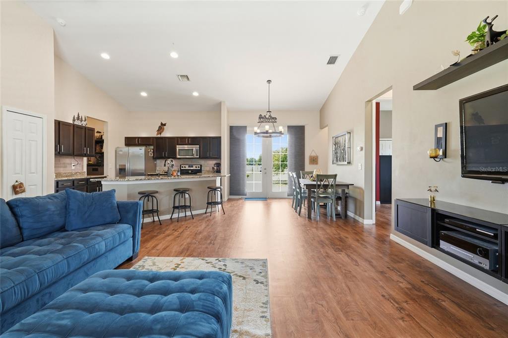 6104 Spencer Parrish Road Parrish, FL 34219 - Photo 9 of 51 Gallery Image 9