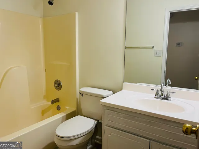 $1,750 | 28 Sandstone Drive, Sharpsburg, GA 30277