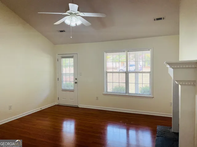 $1,750 | 28 Sandstone Drive, Sharpsburg, GA 30277