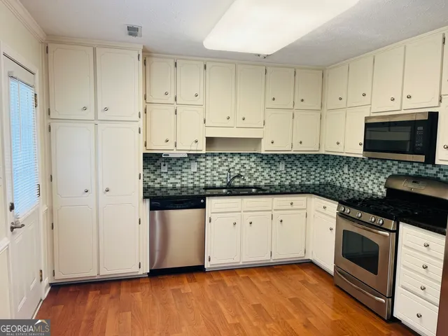 $1,750 | 28 Sandstone Drive, Sharpsburg, GA 30277