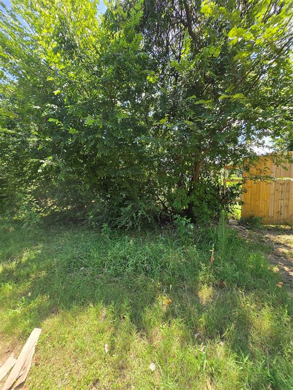 7160 Camp Street Azle, TX 76020 - Photo 7 of 10 7167 Darling St