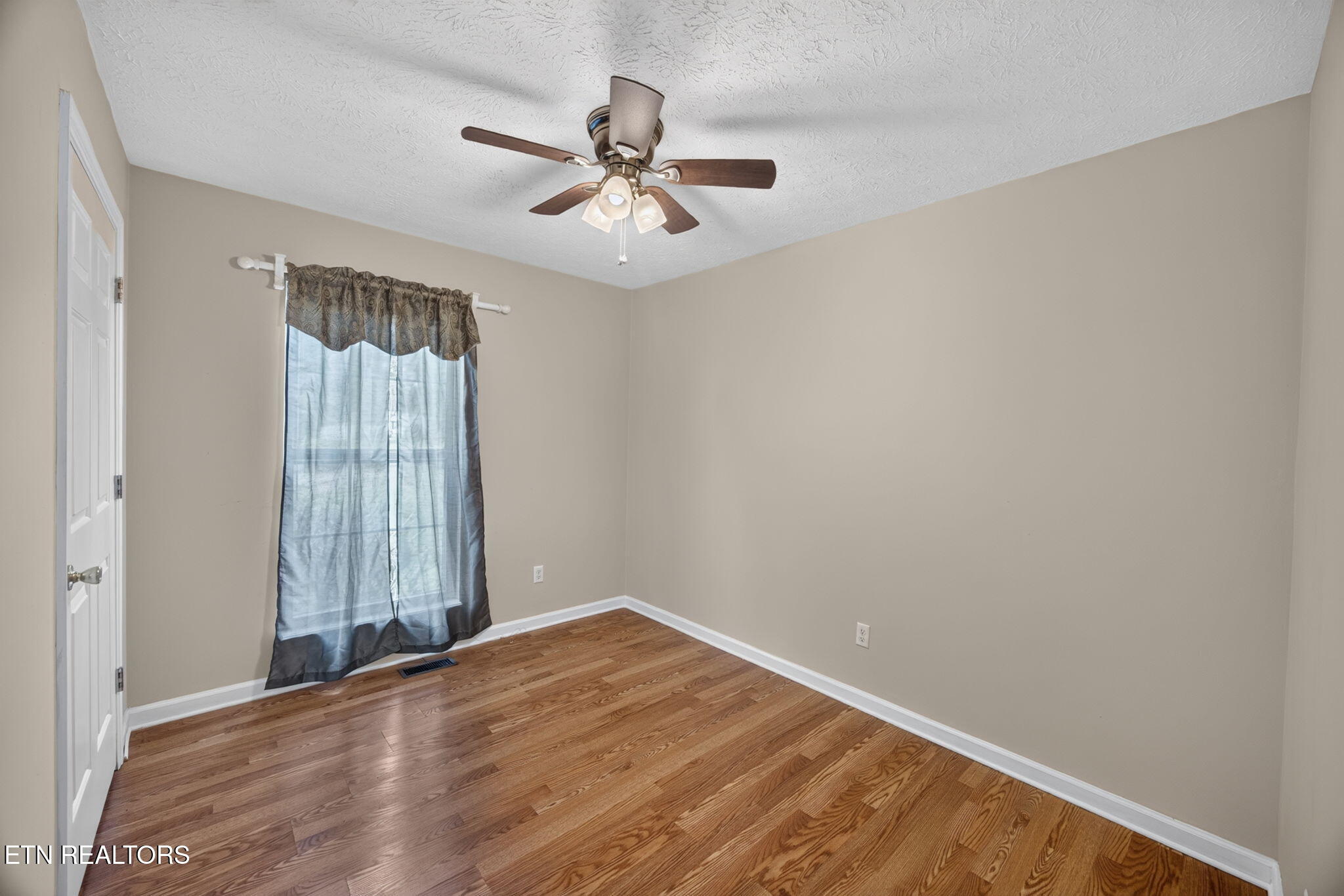 128 Findlay S/d Road Sparta, TN 38583 - Photo 12 of 28 19-web-or-mls-128-findlay-s-d-rd