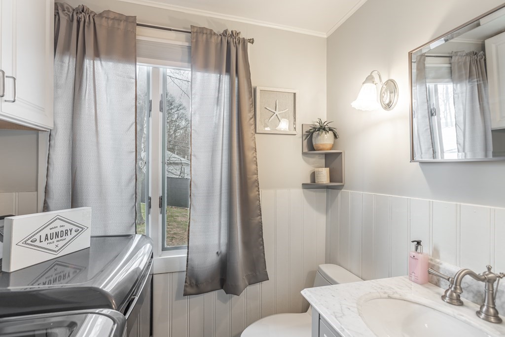 193 St Mary Street Needham, MA 02494 - Photo 15 of 24