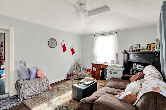 $1 | 6877 East Tiny Tot Lane, Mooresville, IN 46158