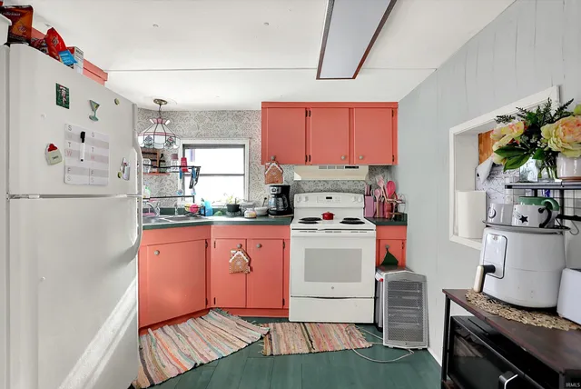 $1 | 6877 East Tiny Tot Lane, Mooresville, IN 46158