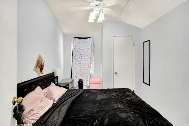 $1 | 6877 East Tiny Tot Lane, Mooresville, IN 46158